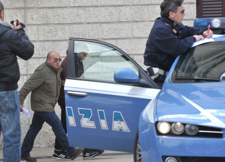 blitz droga afragola arresti ciro serpe cugini iorio