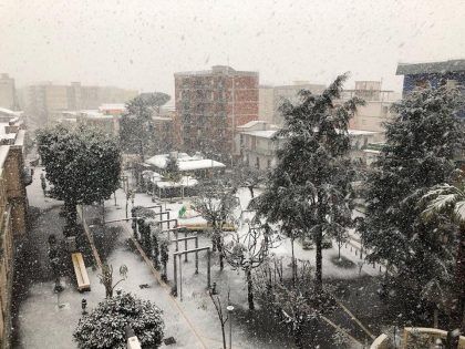 nevica scuole chiuse napoli provincia