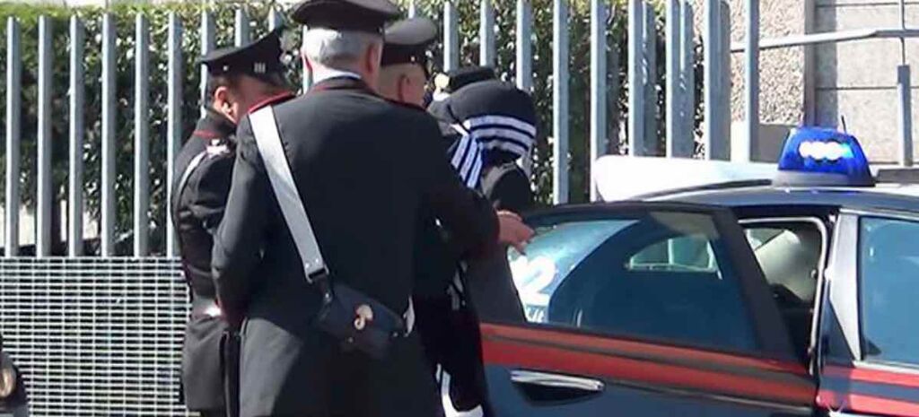 arresto carabinieri frattamaggiore pezzullo pasquale