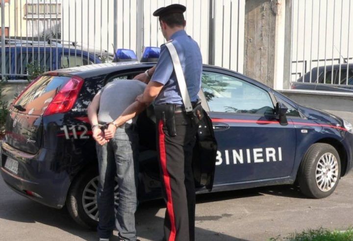 arresto evasione domiciliari centro scommesse