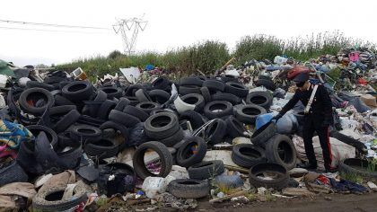 discarica abusiva giugliano carabinieri