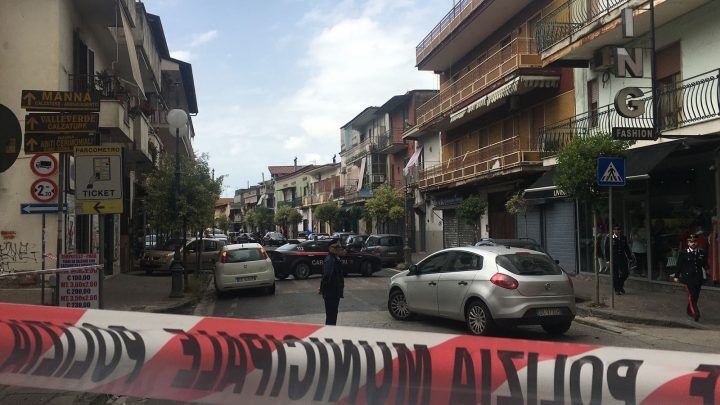 pasquale de falco uccide mamma teresa ricciardiello qualiano spari corso campano