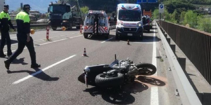 milano moto contro tangenziale