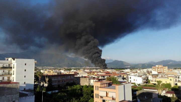 poggiomarino incendio