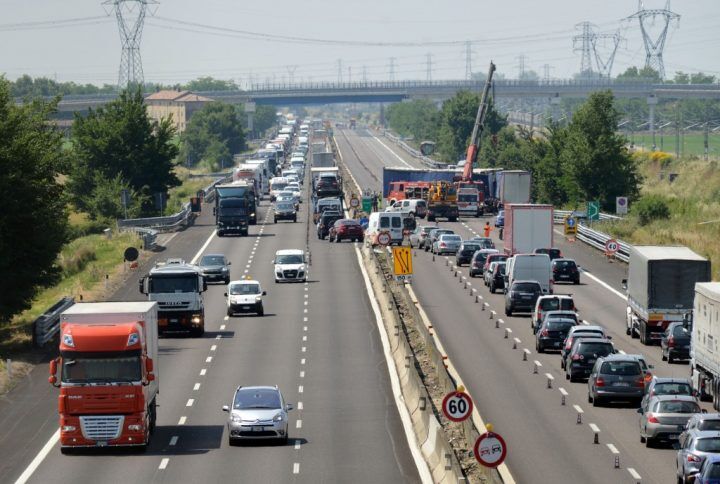 incidente a1 afragola acerra