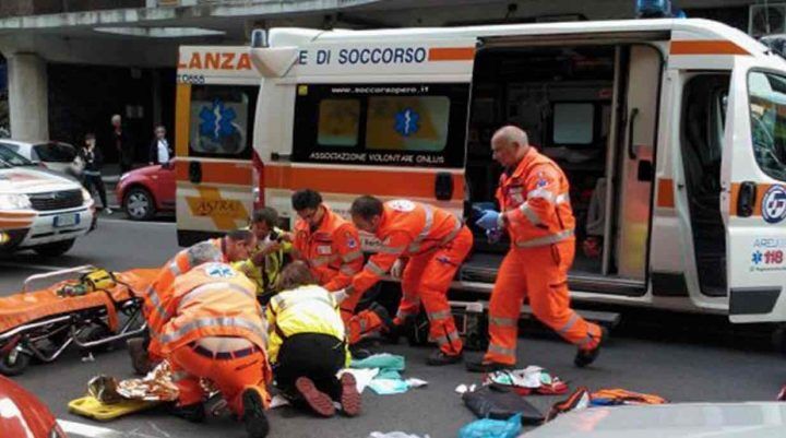 taranto 12 anni muore cade balcone