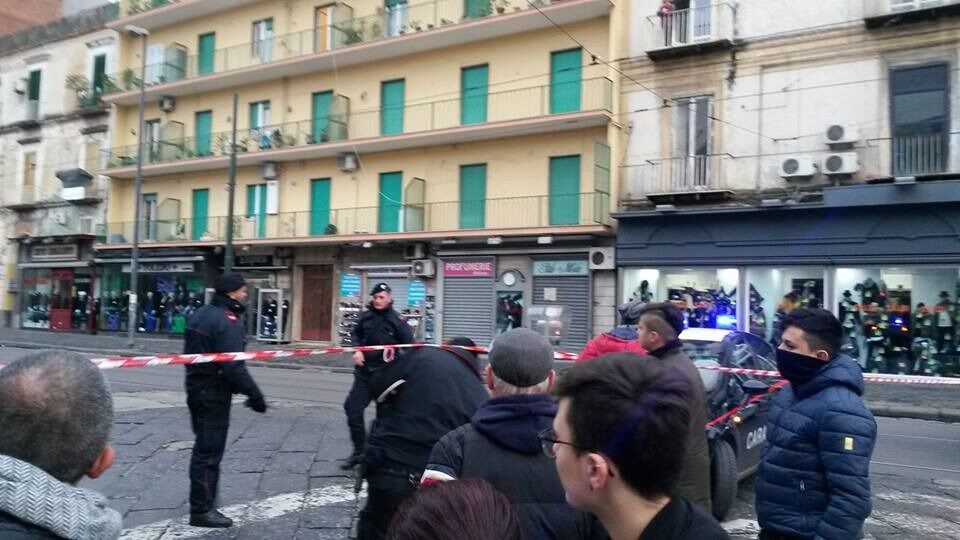 allarme bomba via stadera napoli