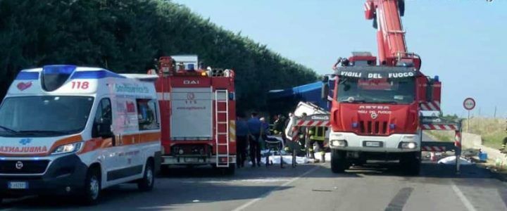 morto statale 16 polignano a mare incidente