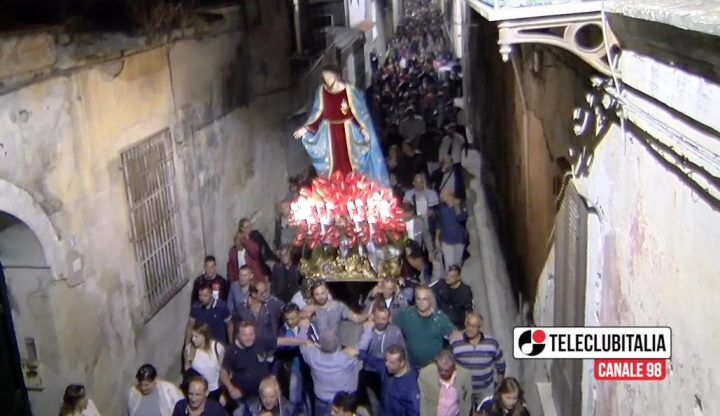 mugnano sacro cuore processione