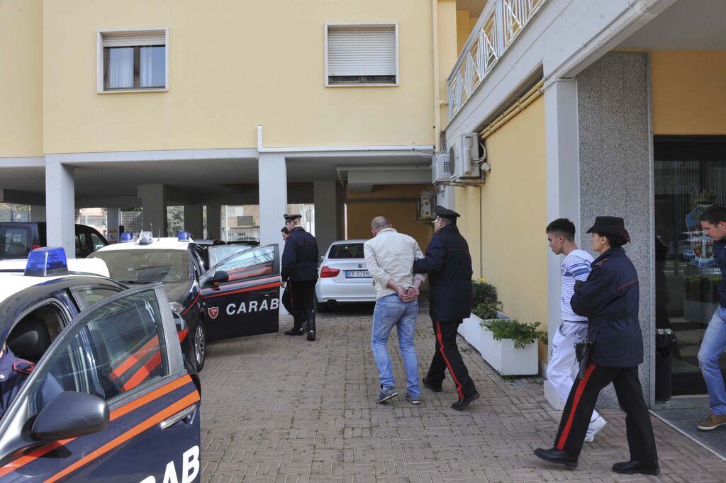 arresti 28 novembre brusciano san vitaliano nomi