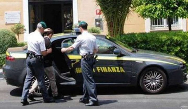 arresti guardia di finanza ospedale del mare appalti truccati