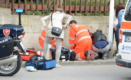 ascoli piceno morto in strada