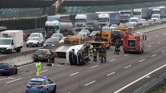 incidente a4 5 dicembre morto