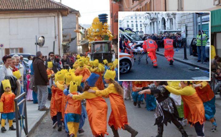 bologna sfilata carro allegorico bimbo ferito