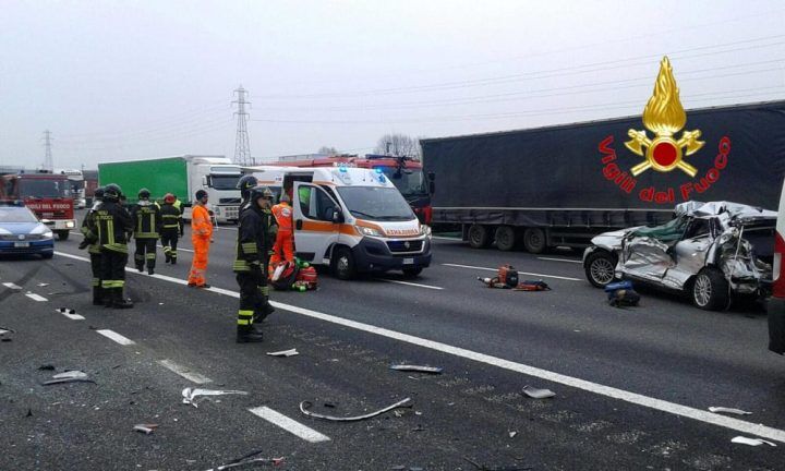 incidente a4 morti oggi 23 maggio