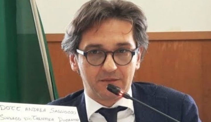 andrea sagliocco arrestato trentola ducenta sindaco