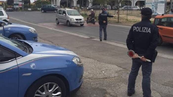 giugliano polizia controlli