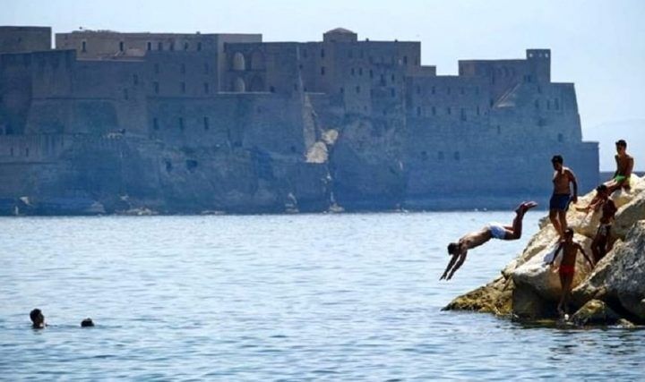 Napoli caldo