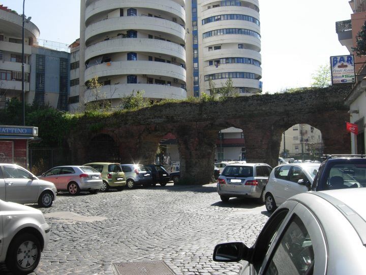 via masoni ponti rossi strada chiusa