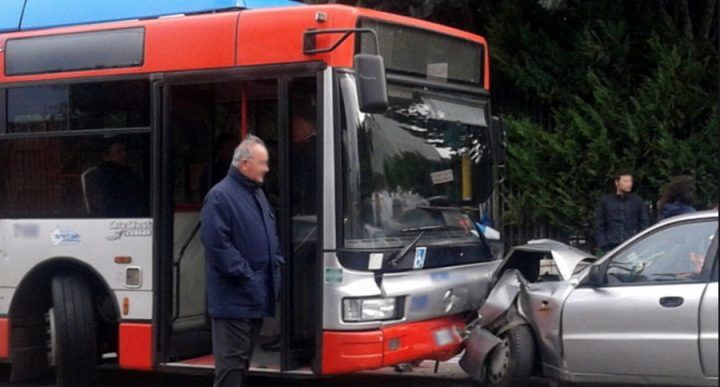 falsi incidenti napoli pullman