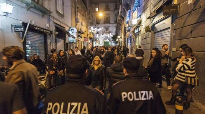 polizia baretti napoli