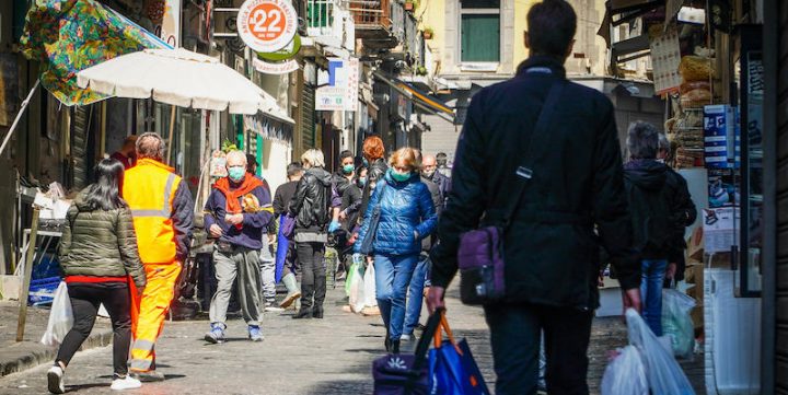 riapertura attività commerciali negozi campania 18 maggio elenco orari