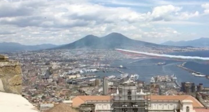 frecce tricolori napoli diretta