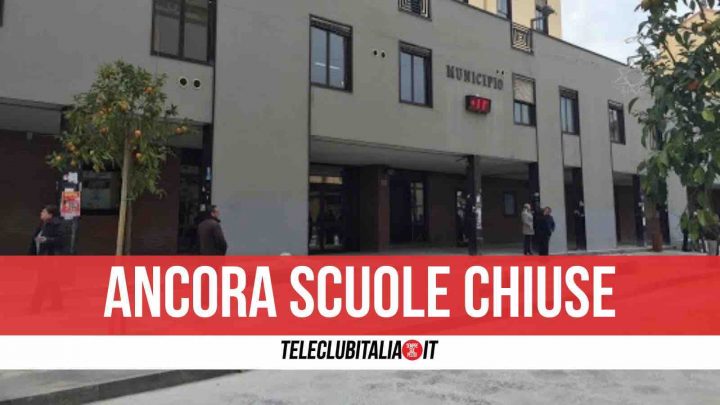 scuole chiuse giugliano