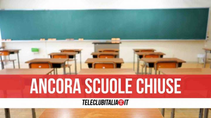 villaricca scuole chiuse