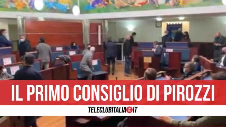 giugliano consiglio comunale pirozzi