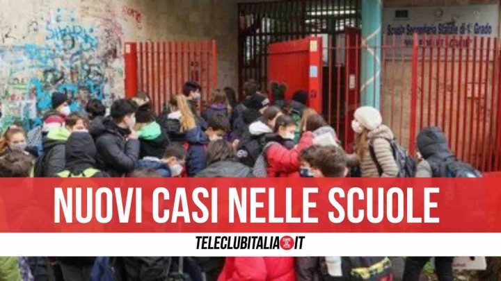 contagi scuole napoli