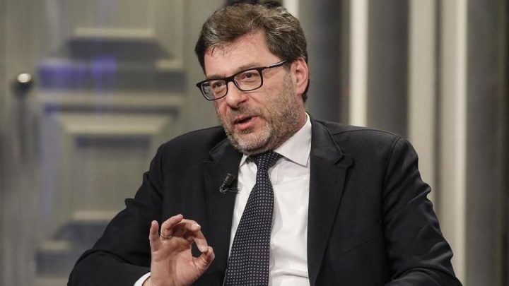 giancarlo giorgetti età altezza moglie figli vita privata carriera