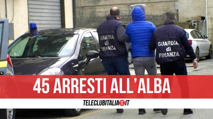 arresti guardia di finanza camorra napoli salerno 12 aprile