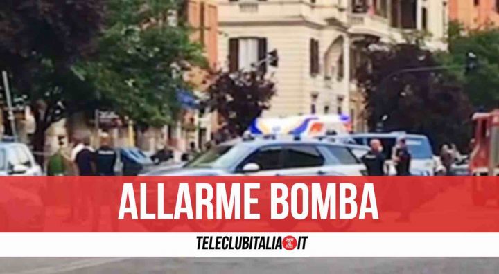 allarme bomba roma