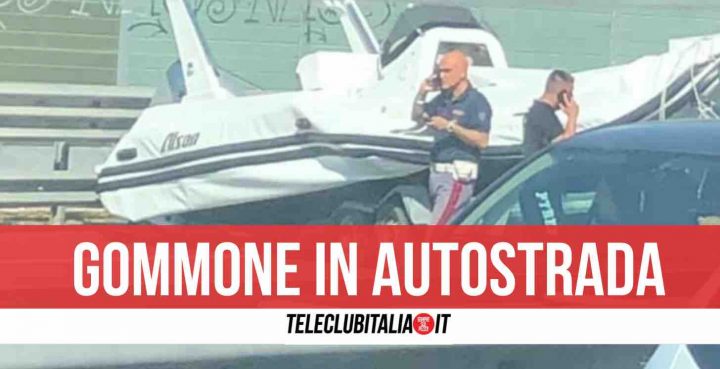 gommone autostrada napoli salerno