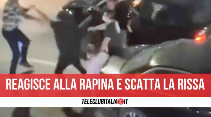 napoli rapina rissa arresti polizia