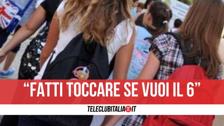 cosenza molestie prof occupato liceo