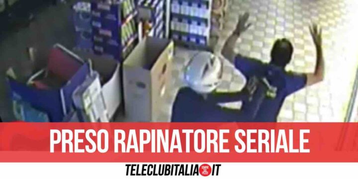 casoria rapine con il figlio arrestato 45enne