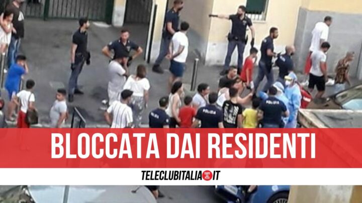 castellammare ruba casa del vicino arrestata