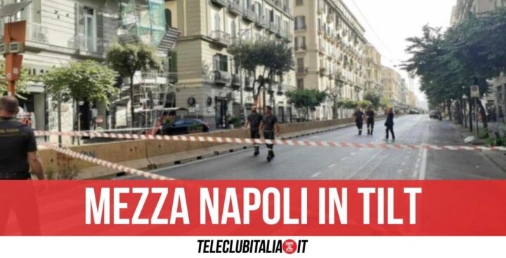 corso umberto chiuso napoli incidente