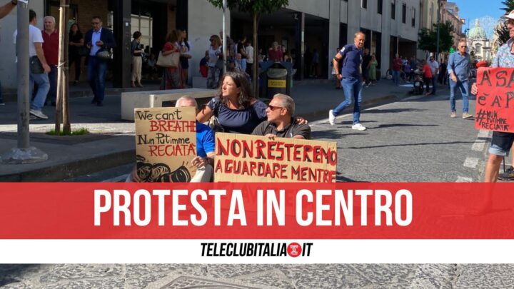 protesta impianto ecoballe giugliano corso campano