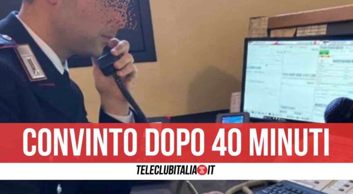 Napoli, sparisce per giorni e poi tenta il suicidio: salvato al telefono da carabiniere