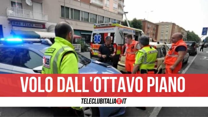 castel volturno morto precipitato via del mare