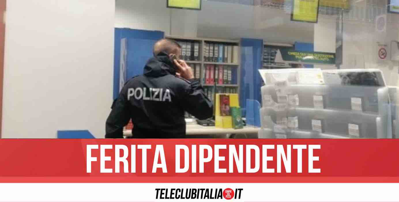 Napoli. Violenta rapina alle poste, banditi in fuga con 45mila euro