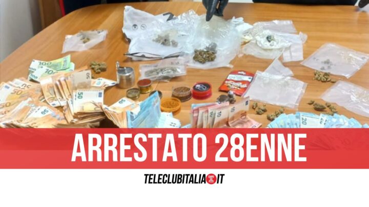 Droga e migliaia di euro nascosti in casa: blitz nel casertano