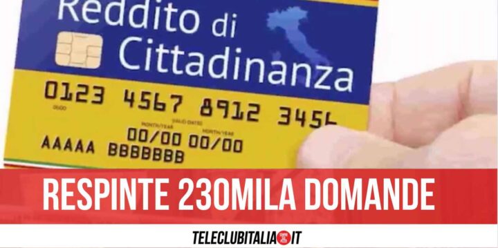 Napoli, stretta sul RdC: addio sussidio per migliaia di famiglie