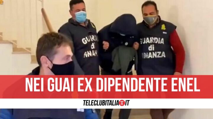 enzo rosario trapani 49 anni arrestato truffa energia calvizzano