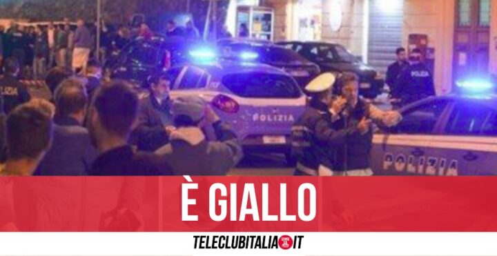 Sparatoria nella notte a Napoli, colpito 20enne