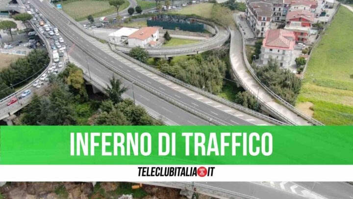 asse mediano traffico chiuso