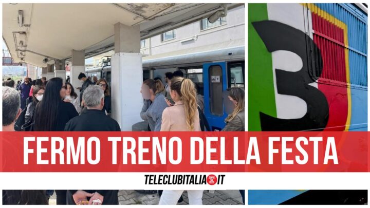 treno scudetto circumvesuviana fermo san giovanni a teduccio